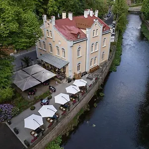 **** Hotel Basileia Riverside Česká republika