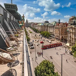 Apart Otel Vn17 Rooftop By Adrez, Prag