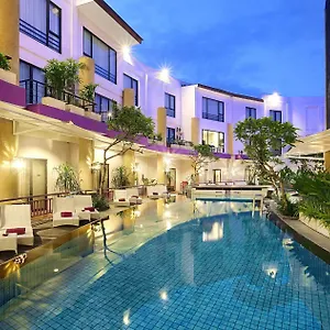 **** Hotell Kuta Park Indonesien
