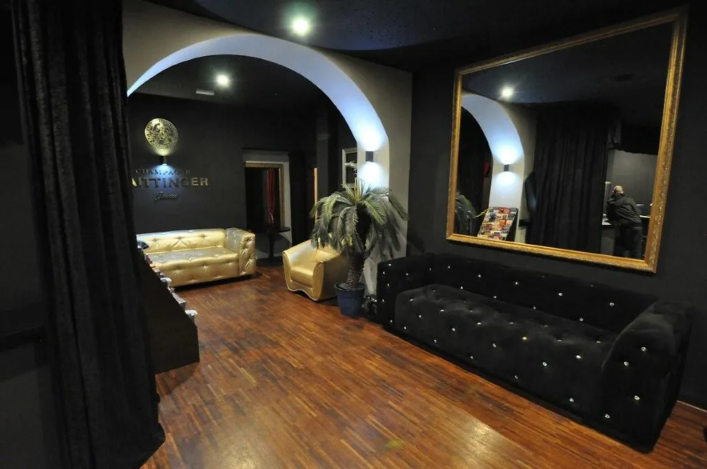 Hotel Prague Star